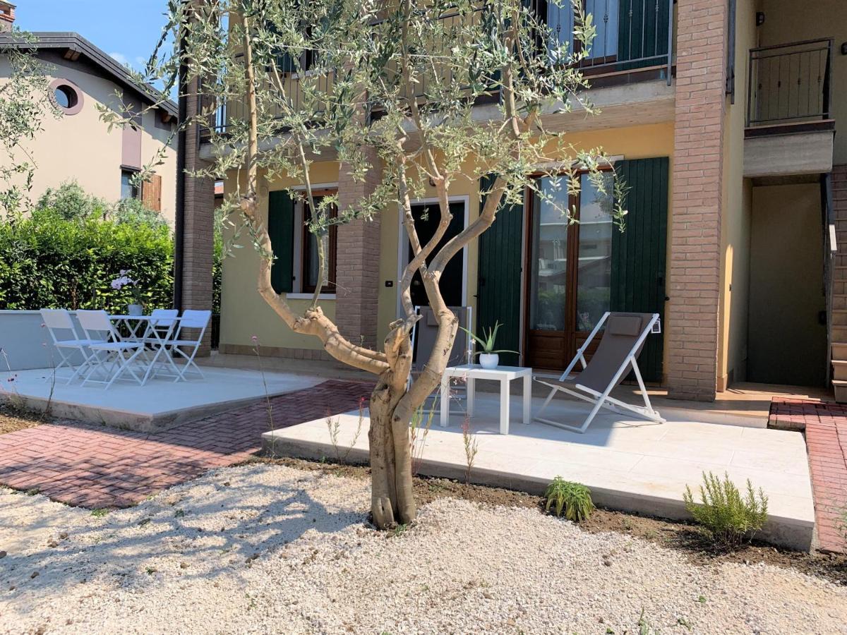 Casa Ulivi Bianco Apartment Rivoltella del Garda Exterior photo