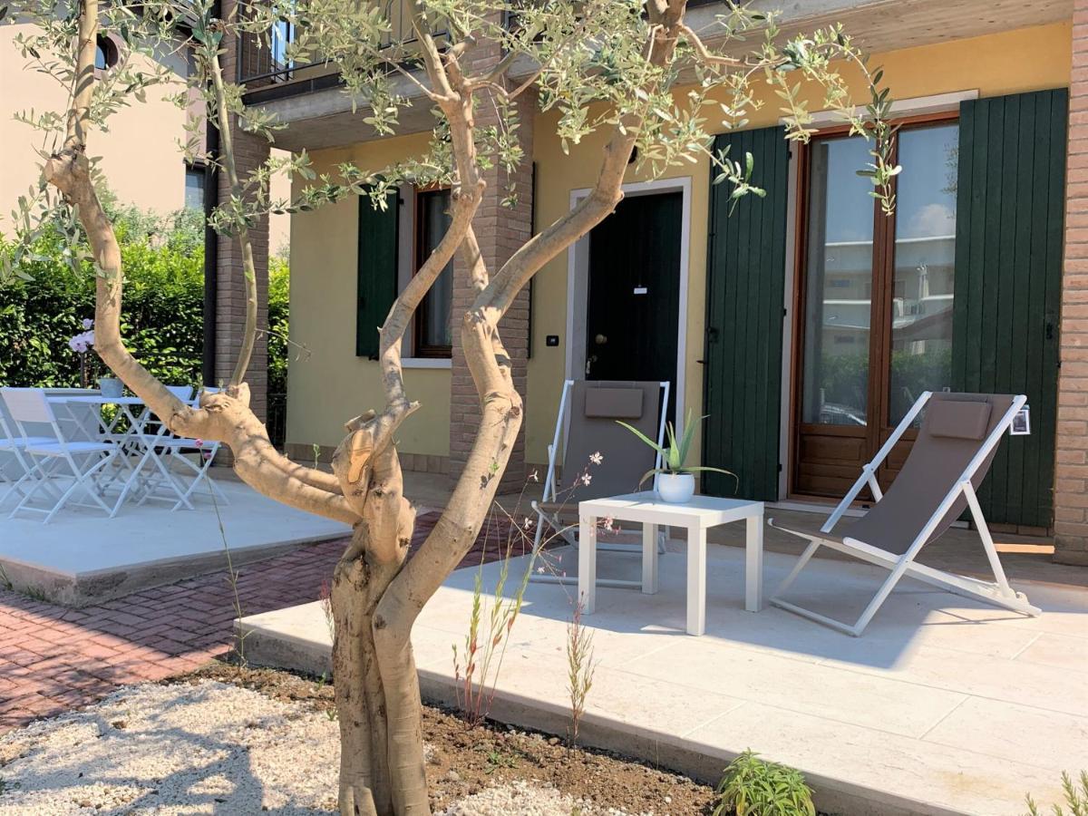 Casa Ulivi Bianco Apartment Rivoltella del Garda Exterior photo